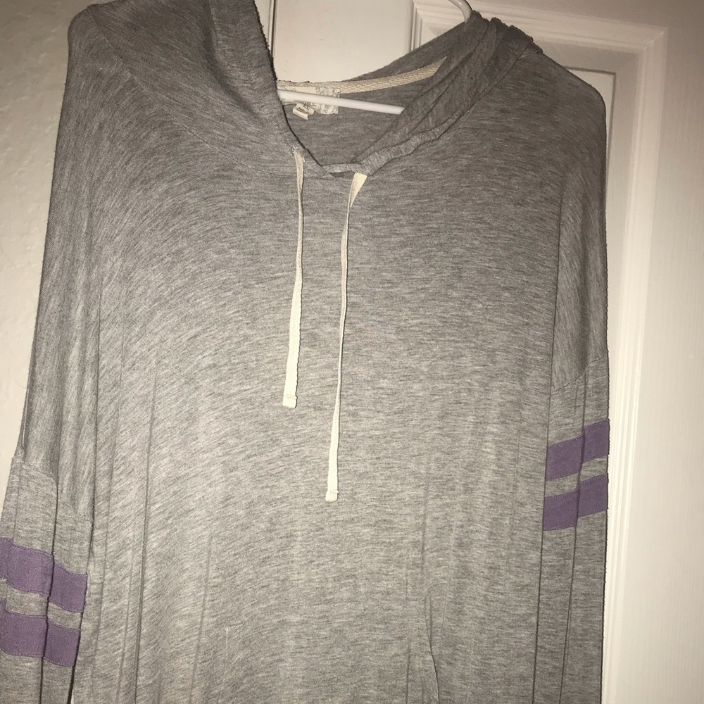 Long sleeve thin hoodie